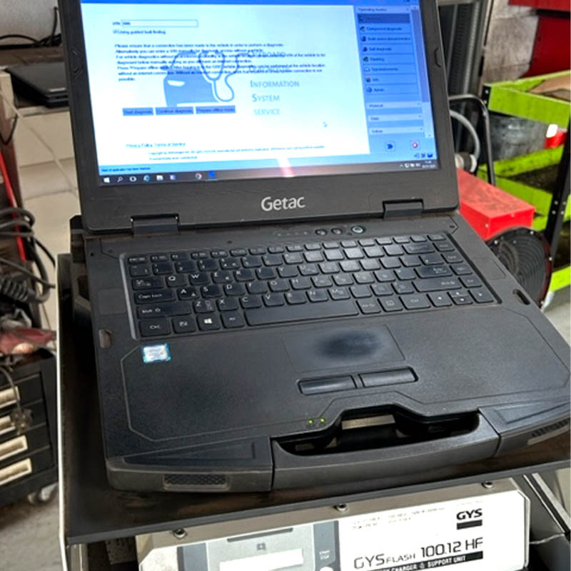 Engine Diagnostics Fault Finder at DP autoworks 